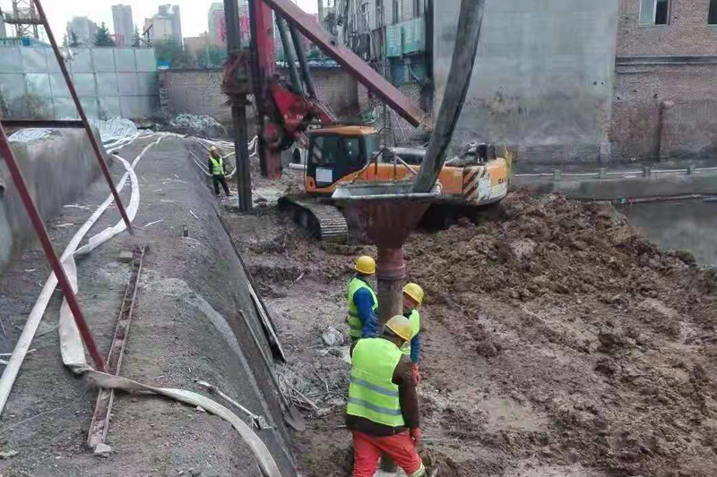 紅星美凱龍全球家居生活廣場BC偭基坑支護加固工程（搶險加固，反壓土回填）